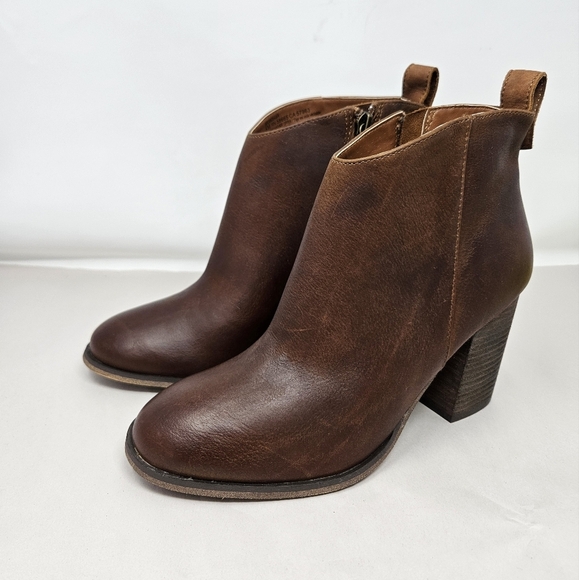 BP. Lance Womens Cognac Leather Booties Sz 8M Wood Block Stacked Heels Winter - Picture 3 of 13